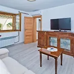 Апартаменти Peaceful Old Town With Sea And Sunrise Views *