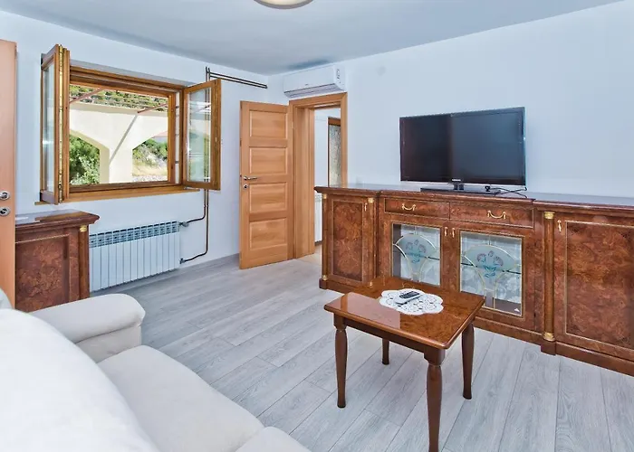 Appartement Peaceful Old Town With Sea And Sunrise Views *