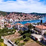דירה Peaceful Old Town With Sea And Sunrise Views