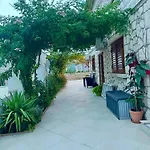 Peaceful Old Town With Sea And Sunrise Views * חוואר