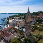 Peaceful Old Town With Sea And Sunrise Views דירה חוואר